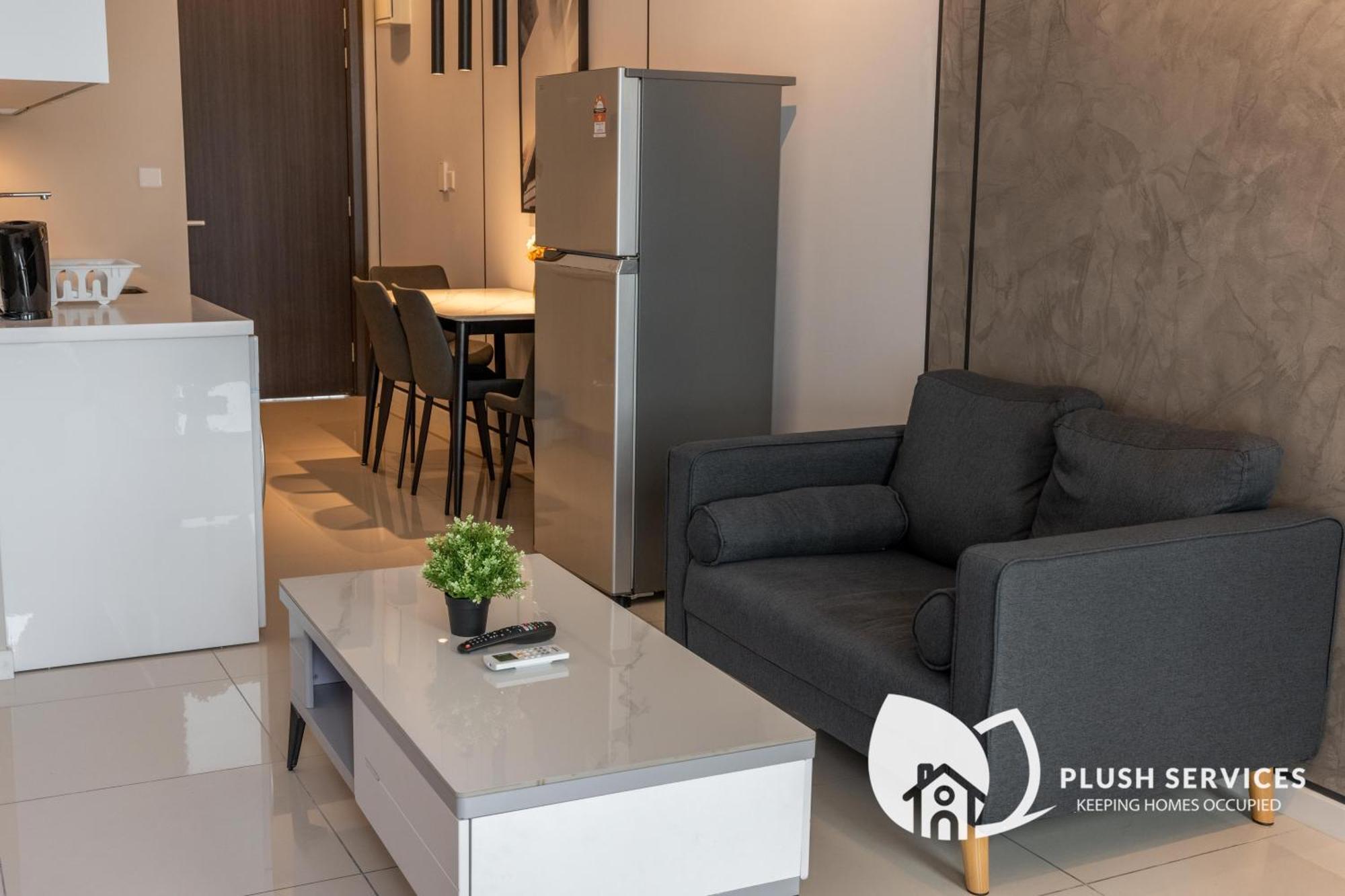 Highpark Suites At Petaling Jaya, Kelana Jaya By Plush Bagian luar foto