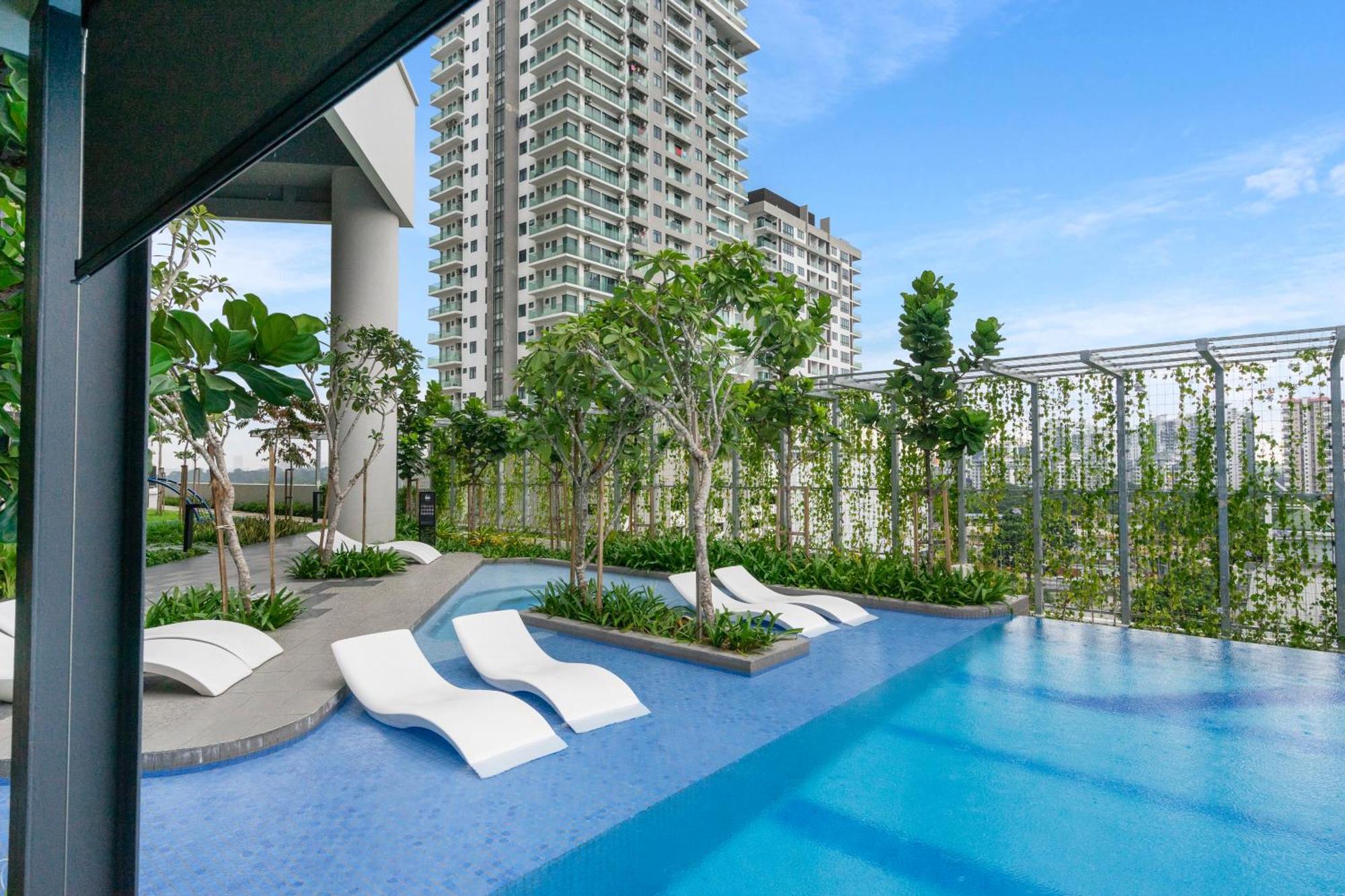 Highpark Suites At Petaling Jaya, Kelana Jaya By Plush Bagian luar foto