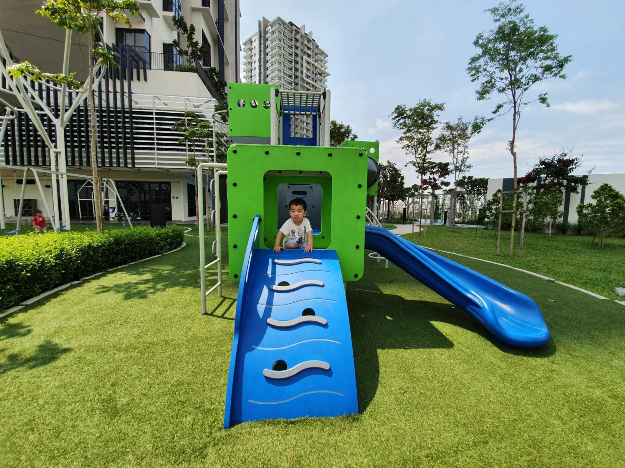 Highpark Suites At Petaling Jaya, Kelana Jaya By Plush Bagian luar foto