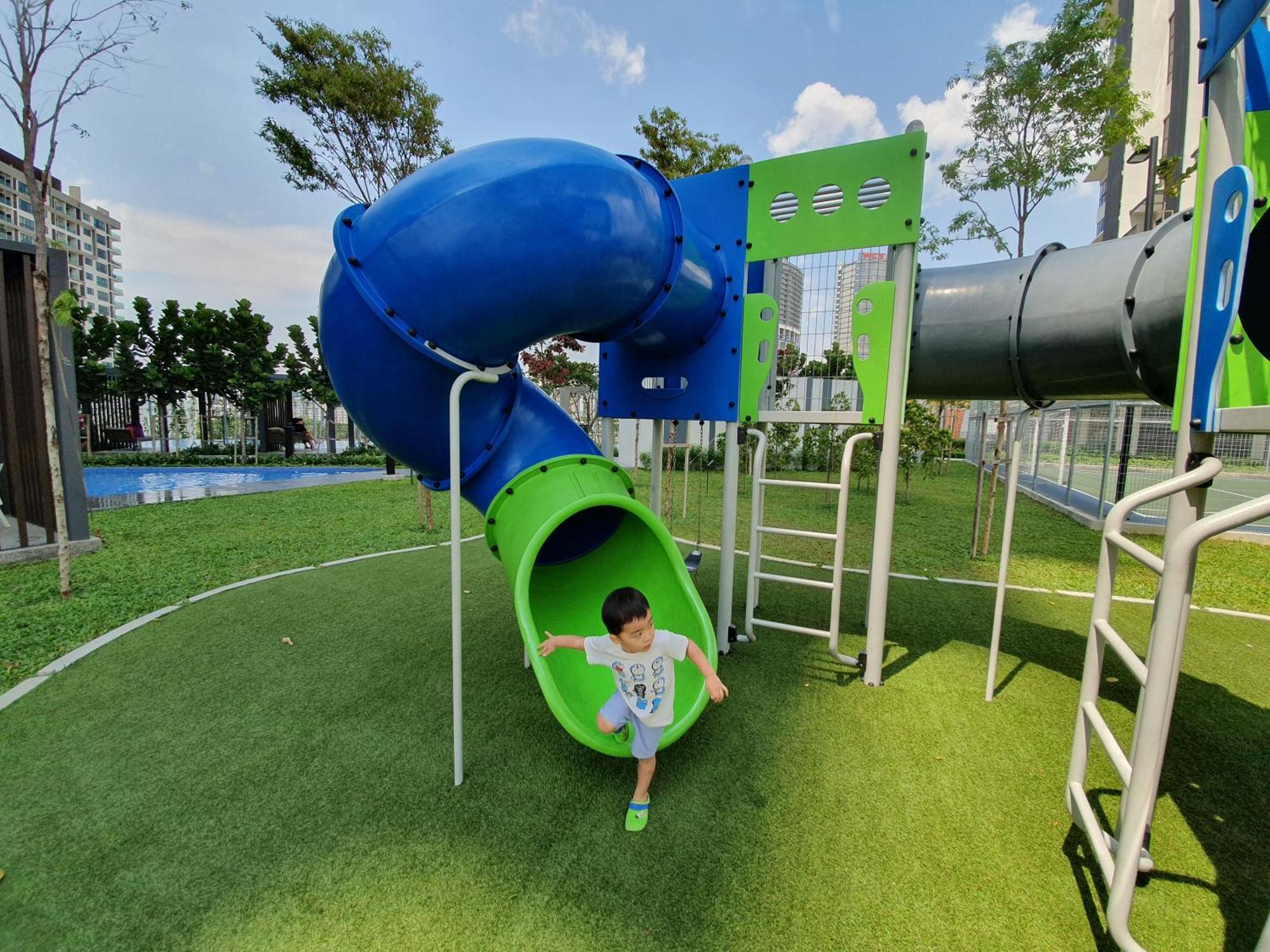 Highpark Suites At Petaling Jaya, Kelana Jaya By Plush Bagian luar foto